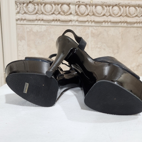 Pleaser Black Platform Sandals with High Heels and Open Toe Design - Picture 3 of 3